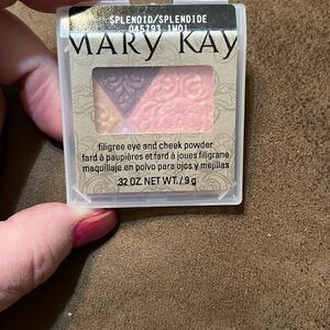 Mary Kay Filigree Eye and Cheek Powder-Splendid